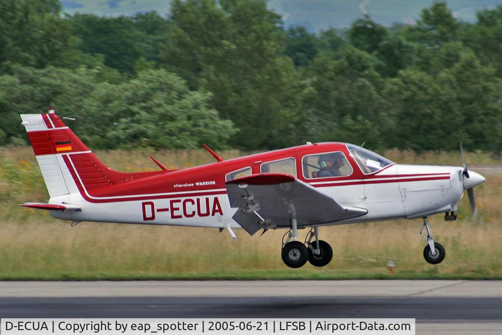 D-ECUA, 1985 Piper PA-28 C/N 1715, Piper PA-28-151 Cherokee Warrior landing on runway 16