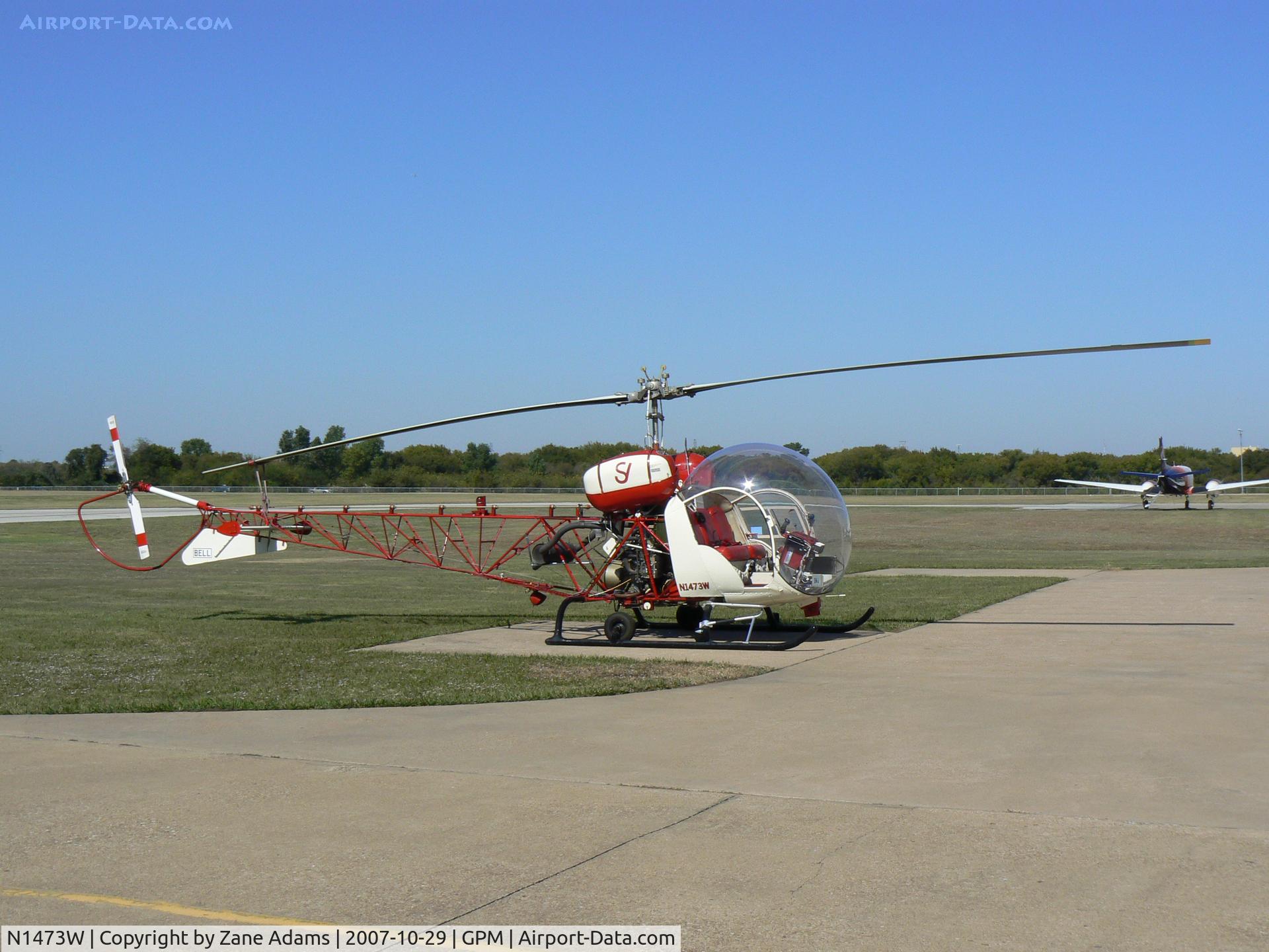 N1473W, 1970 Bell 47G-4A C/N 7725, At Grand Prairie Muni