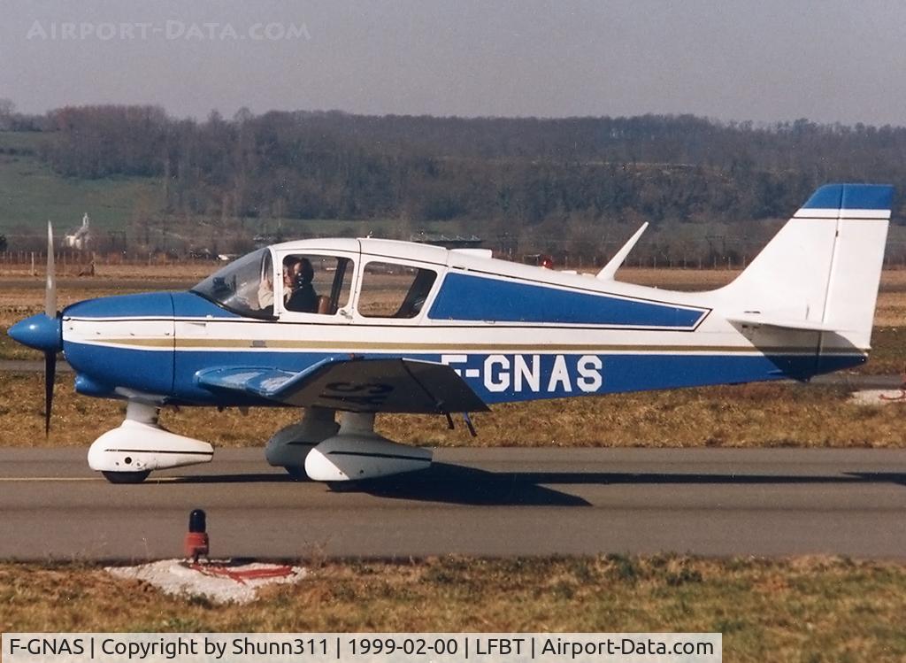F-GNAS, Robin Jodel DR-253B C/N 157, Taxiing holy point rwy 20 for departure