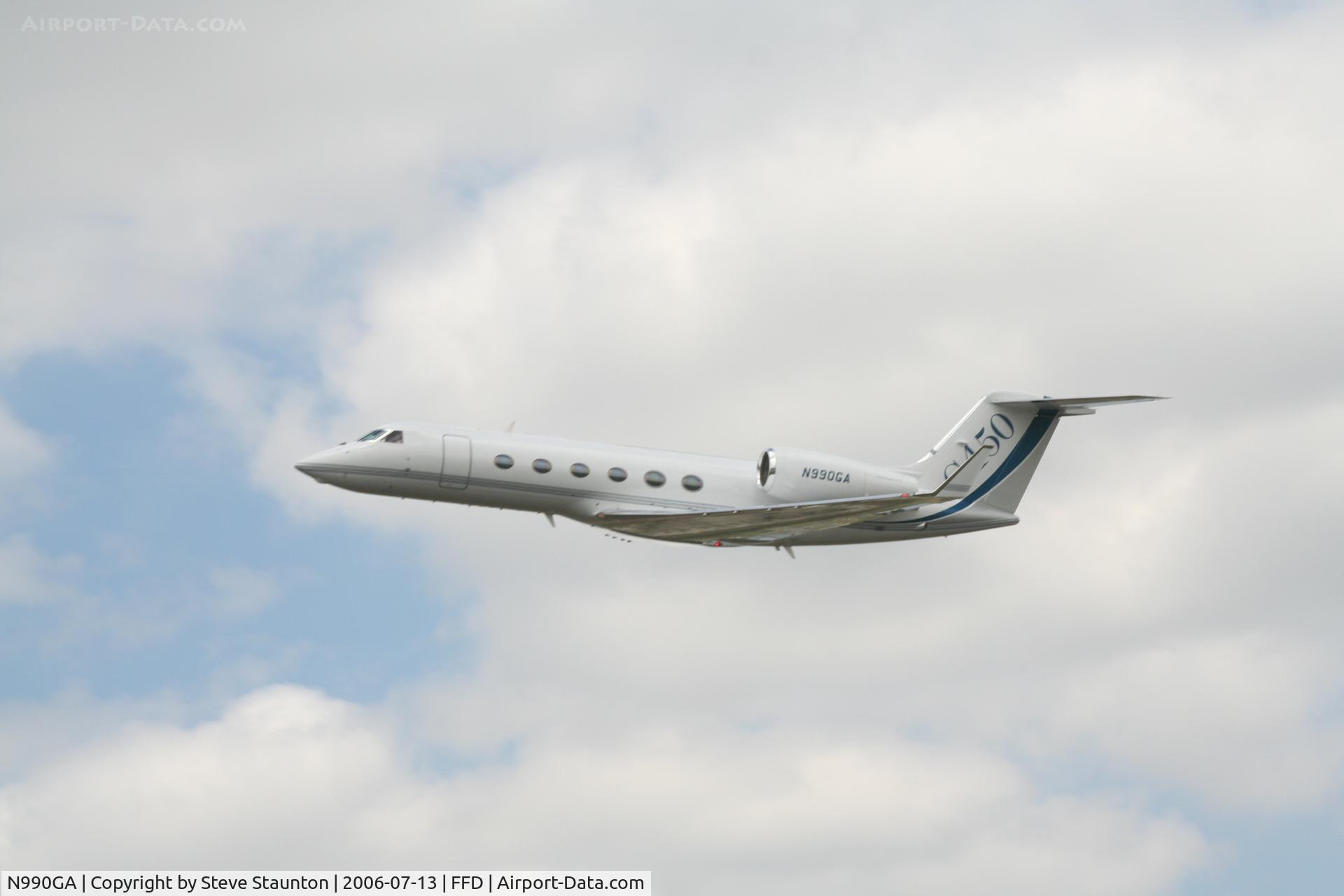 N990GA, 2008 Gulfstream Aerospace GV-SP (G550) C/N 5200, Royal International Air Tattoo 2006
