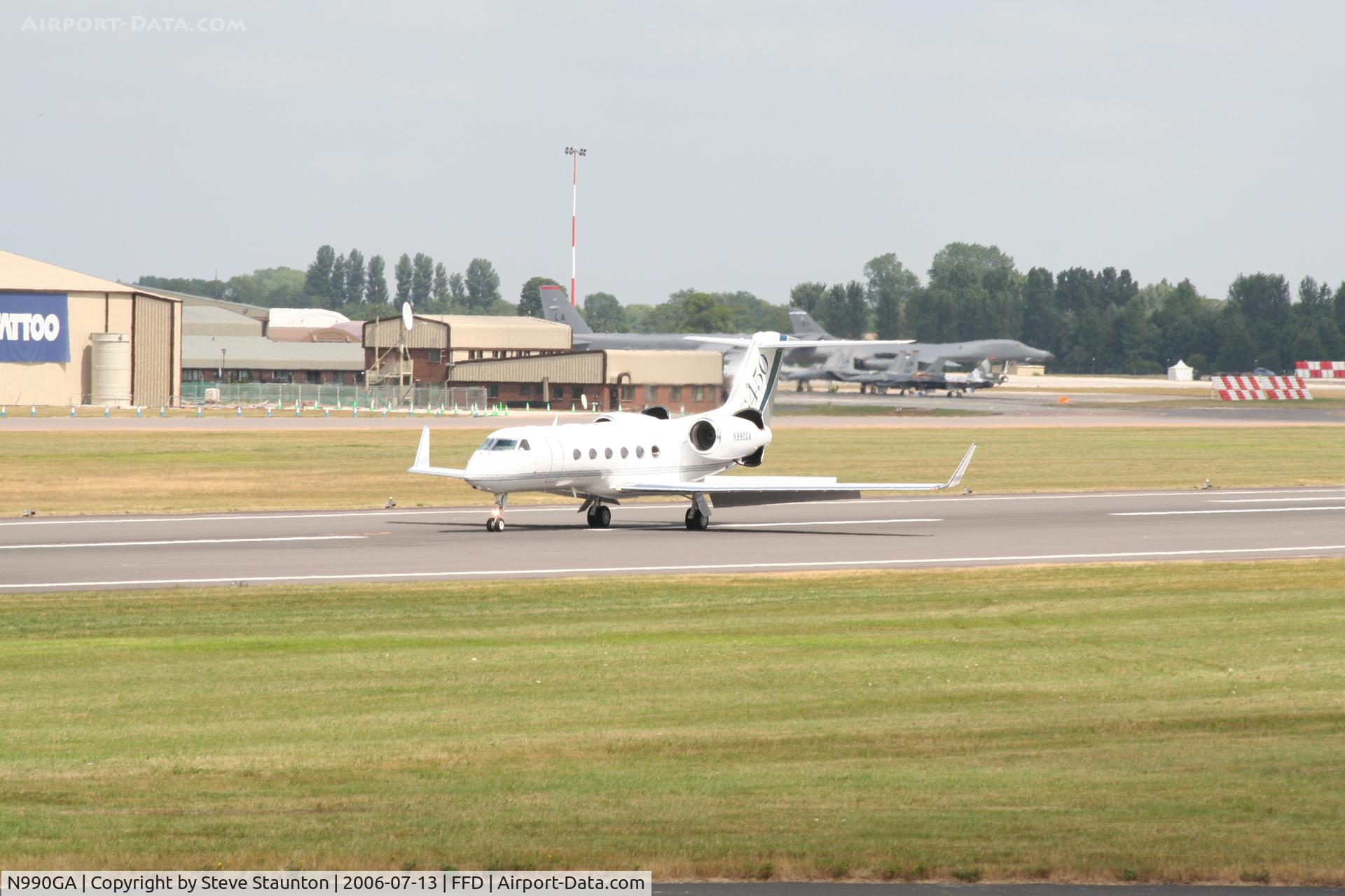 N990GA, 2008 Gulfstream Aerospace GV-SP (G550) C/N 5200, Royal International Air Tattoo 2006