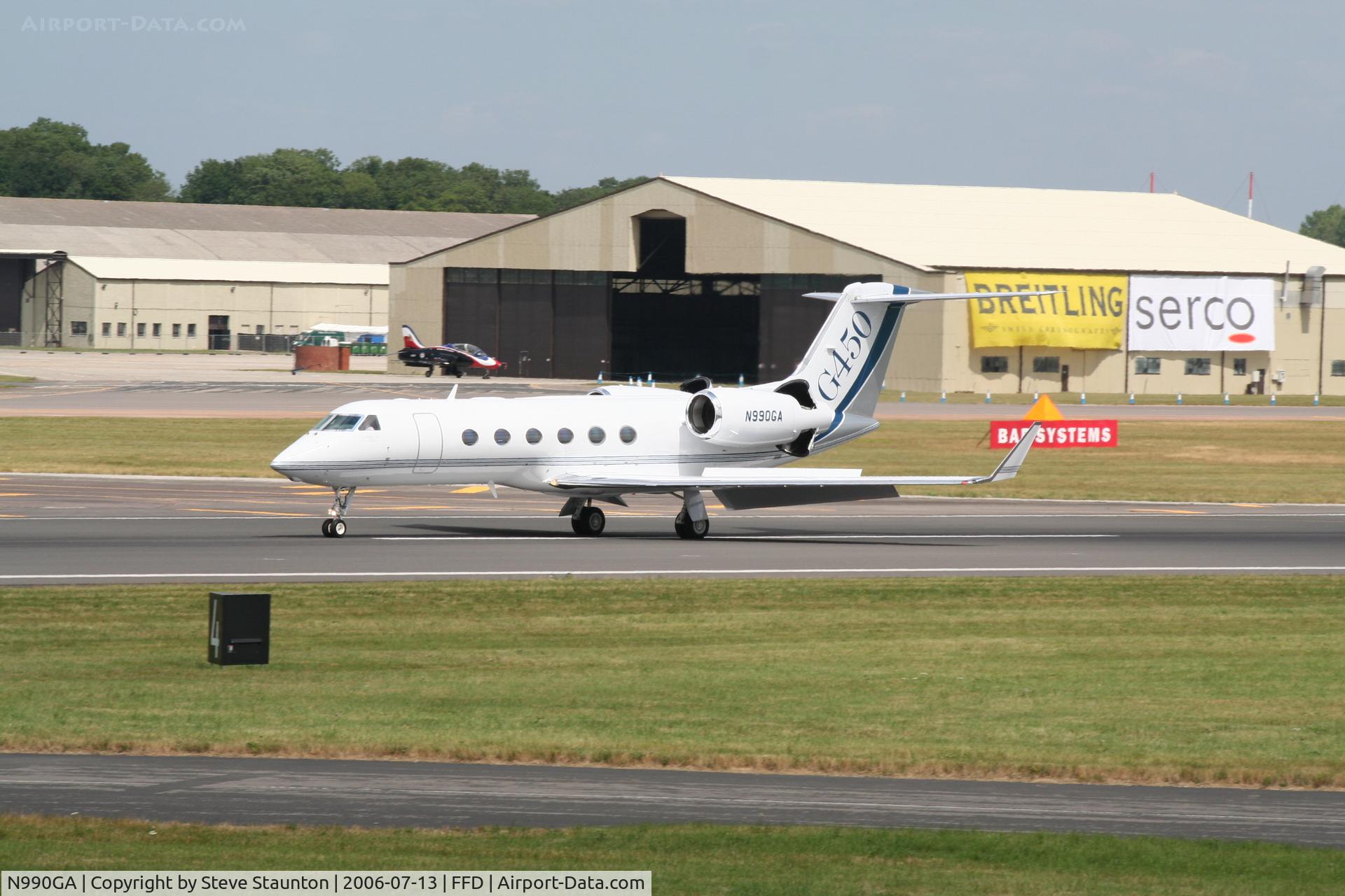 N990GA, 2008 Gulfstream Aerospace GV-SP (G550) C/N 5200, Royal International Air Tattoo 2006