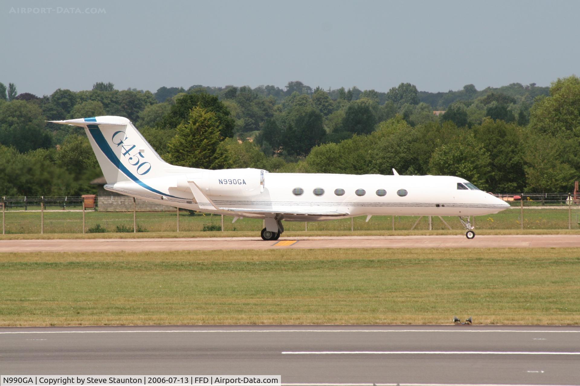 N990GA, 2008 Gulfstream Aerospace GV-SP (G550) C/N 5200, Royal International Air Tattoo 2006