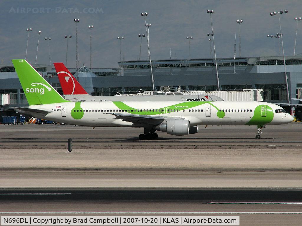 N696DL, 1999 Boeing 757-232 C/N 29728, Song / 1999 Boeing 757-232