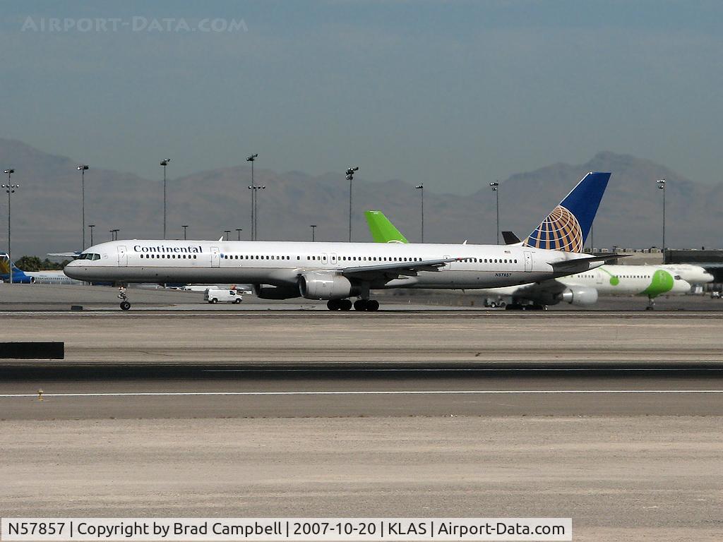 N57857, 2004 Boeing 757-324 C/N 32816, Continental Airlines / 2004 Boeing 757-324