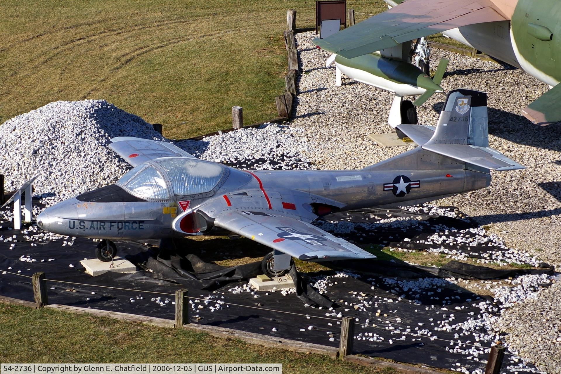 54-2736, 1954 Cessna T-37B-CE Tweety Bird C/N 40011, T-37B at Grissom AFB Museum