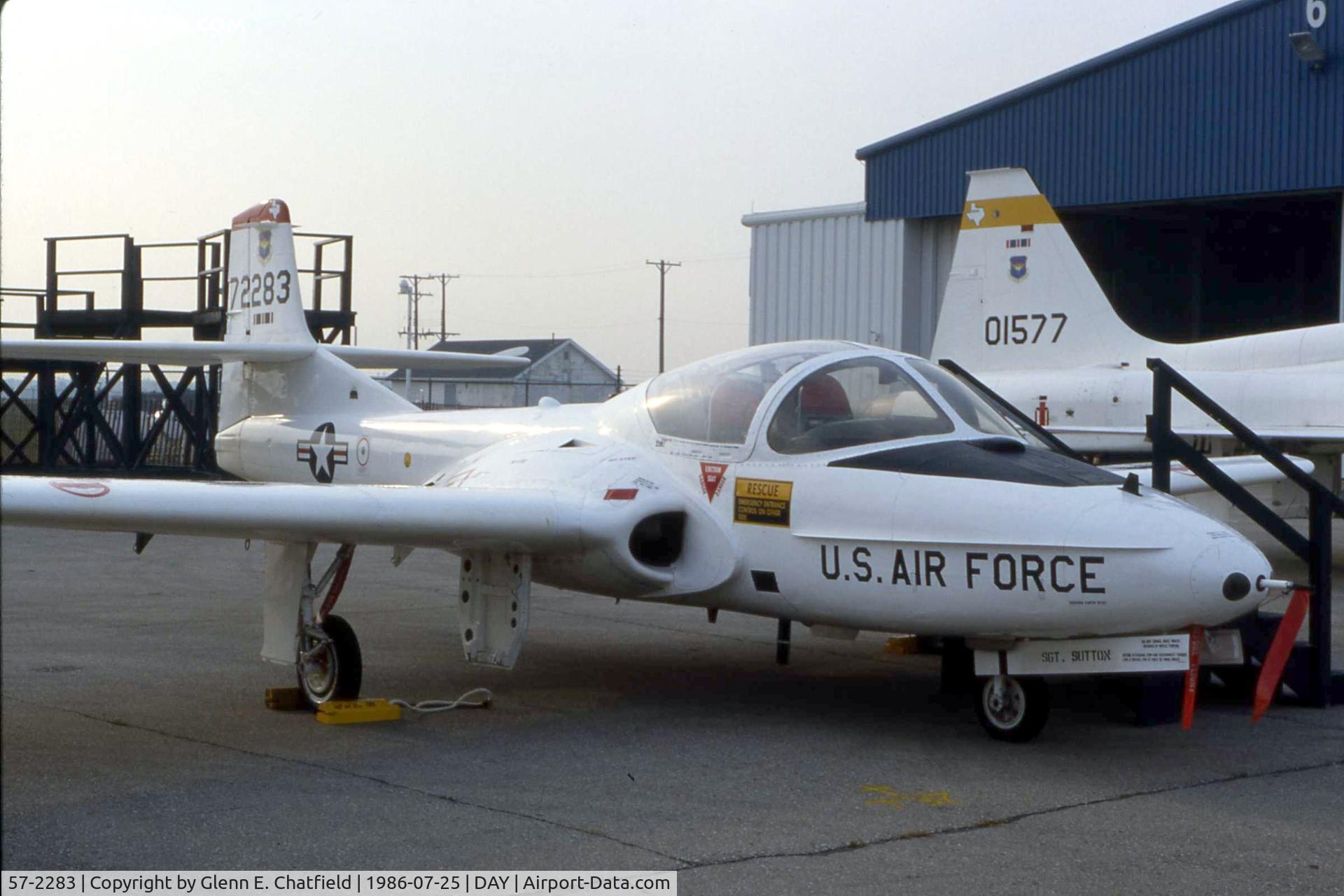 57-2283, 1957 Cessna T-37B-CE Tweety Bird C/N 40216, T-37B at the Dayton International Air Show