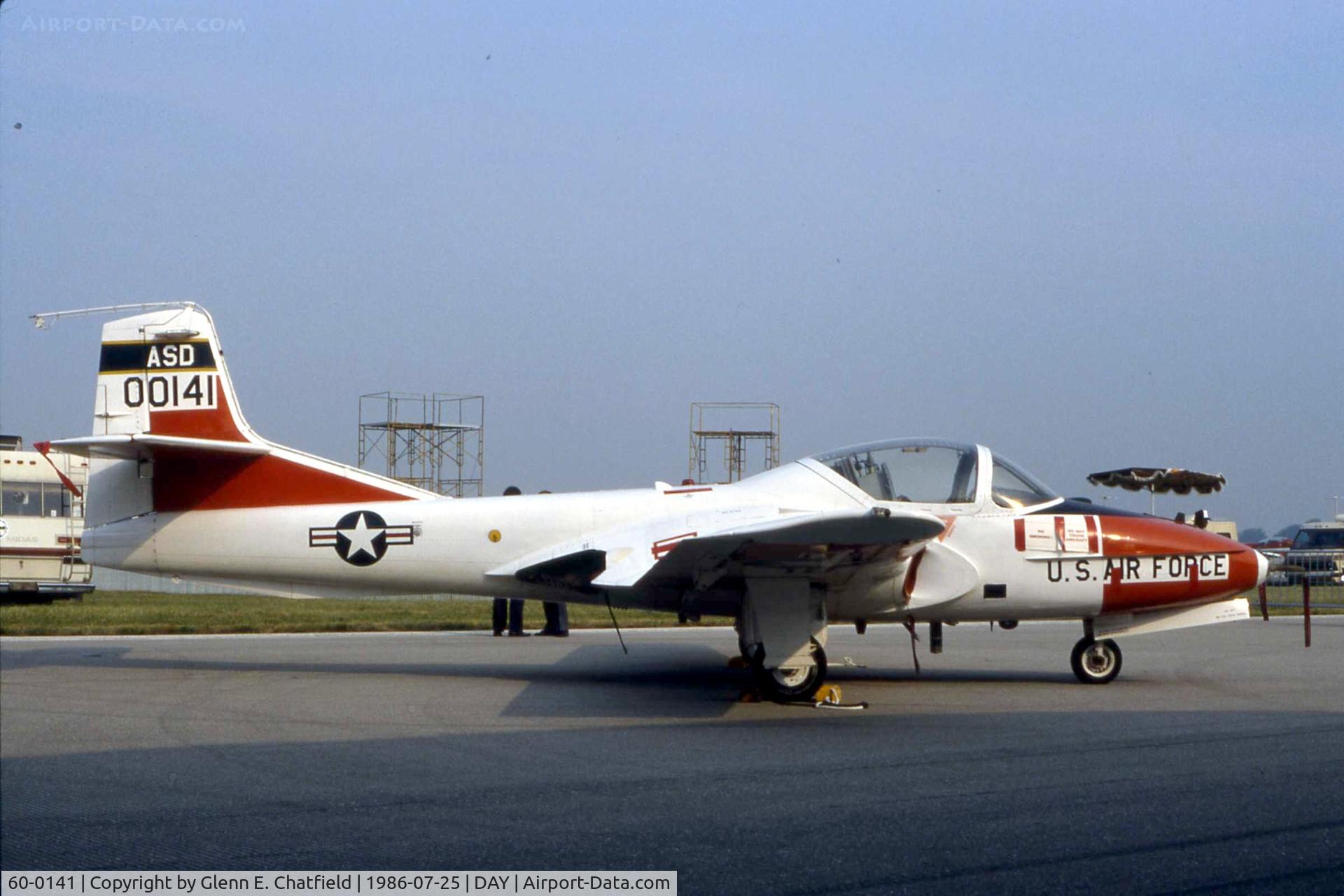60-0141, 1960 Cessna T-37B-CE Tweety Bird C/N 40629, T-37B at the Dayton International Air Show