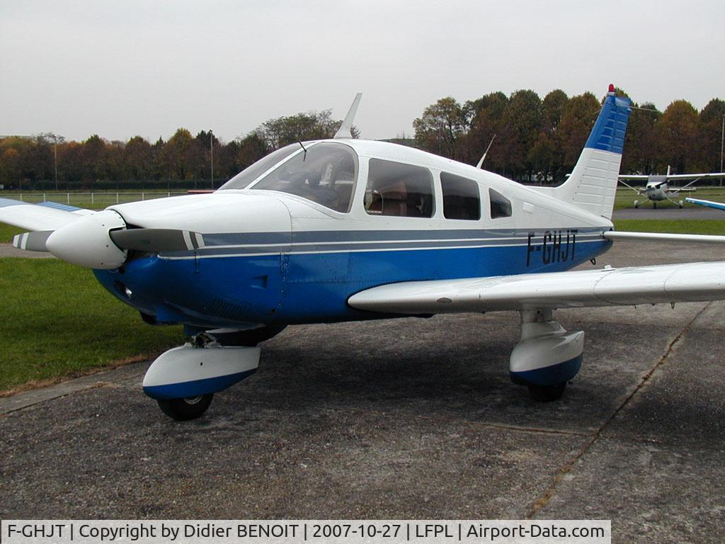 F-GHJT, Piper PA-28-181 Archer C/N 28-8090087, PA28-181