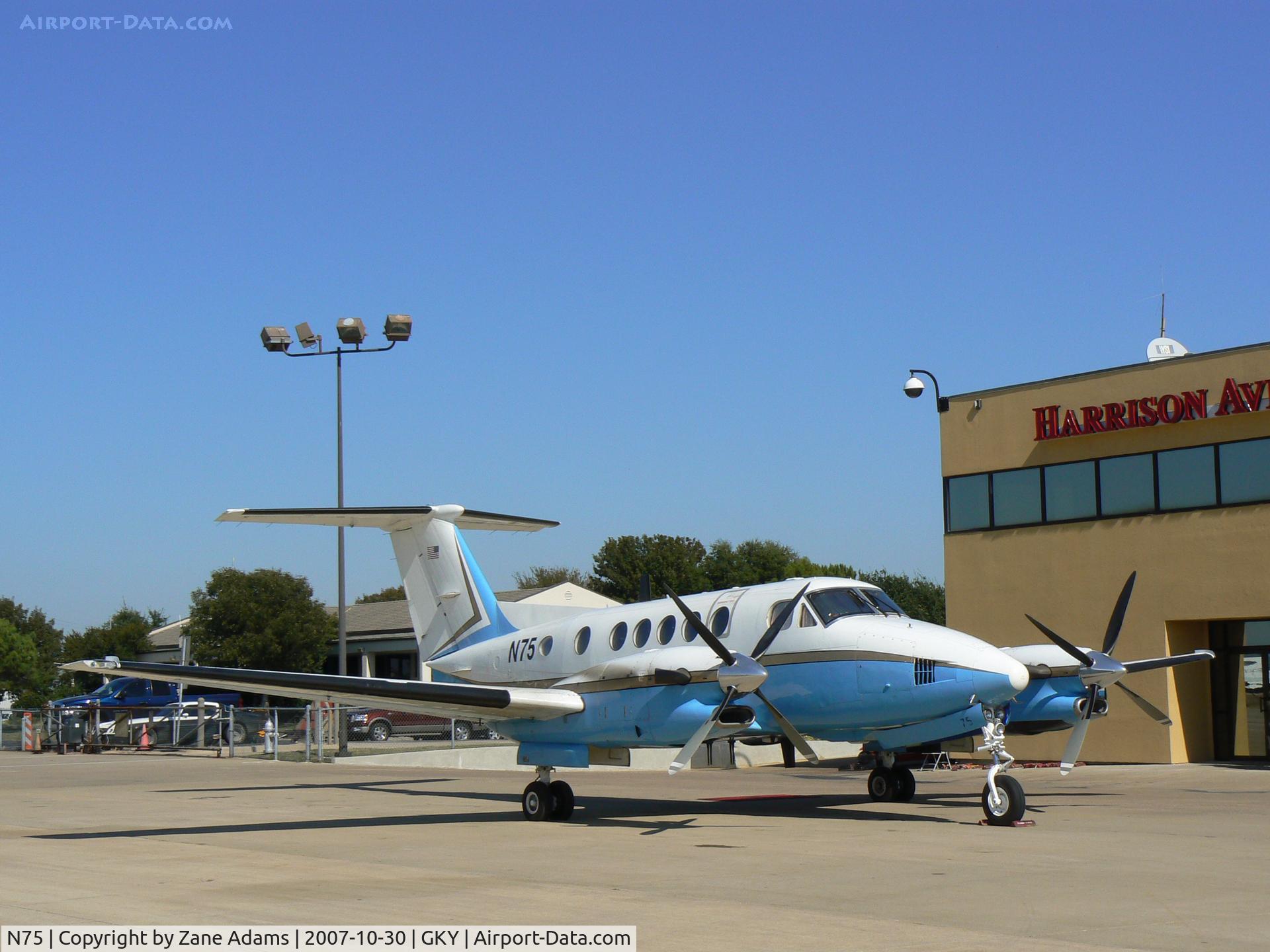 N75, 1988 Beech 300 C/N FF-10, On the ramp at Arlington Muni