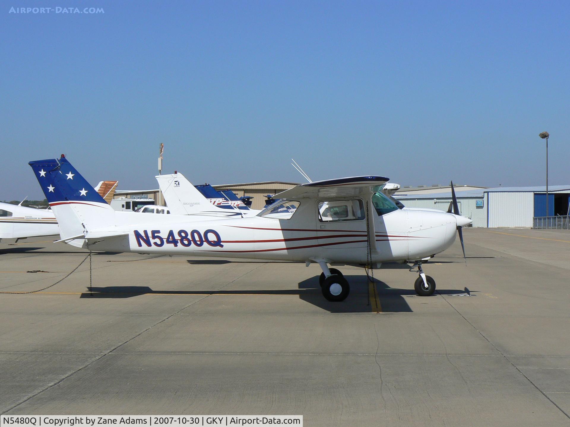 N5480Q, 1972 Cessna 150L C/N 15073380, On the ramp at Arlington Muni