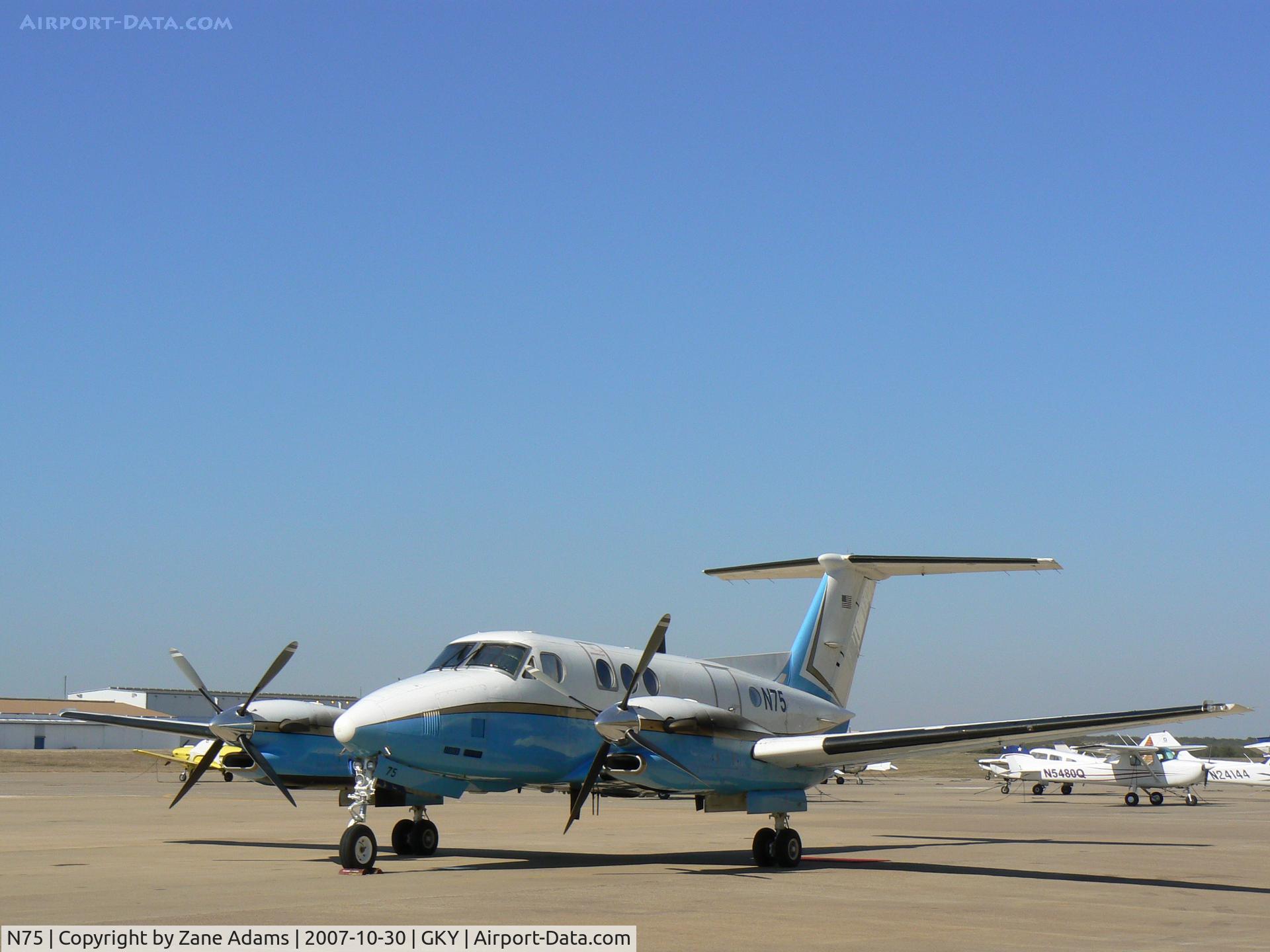 N75, 1988 Beech 300 C/N FF-10, On the ramp at Arlington Muni
