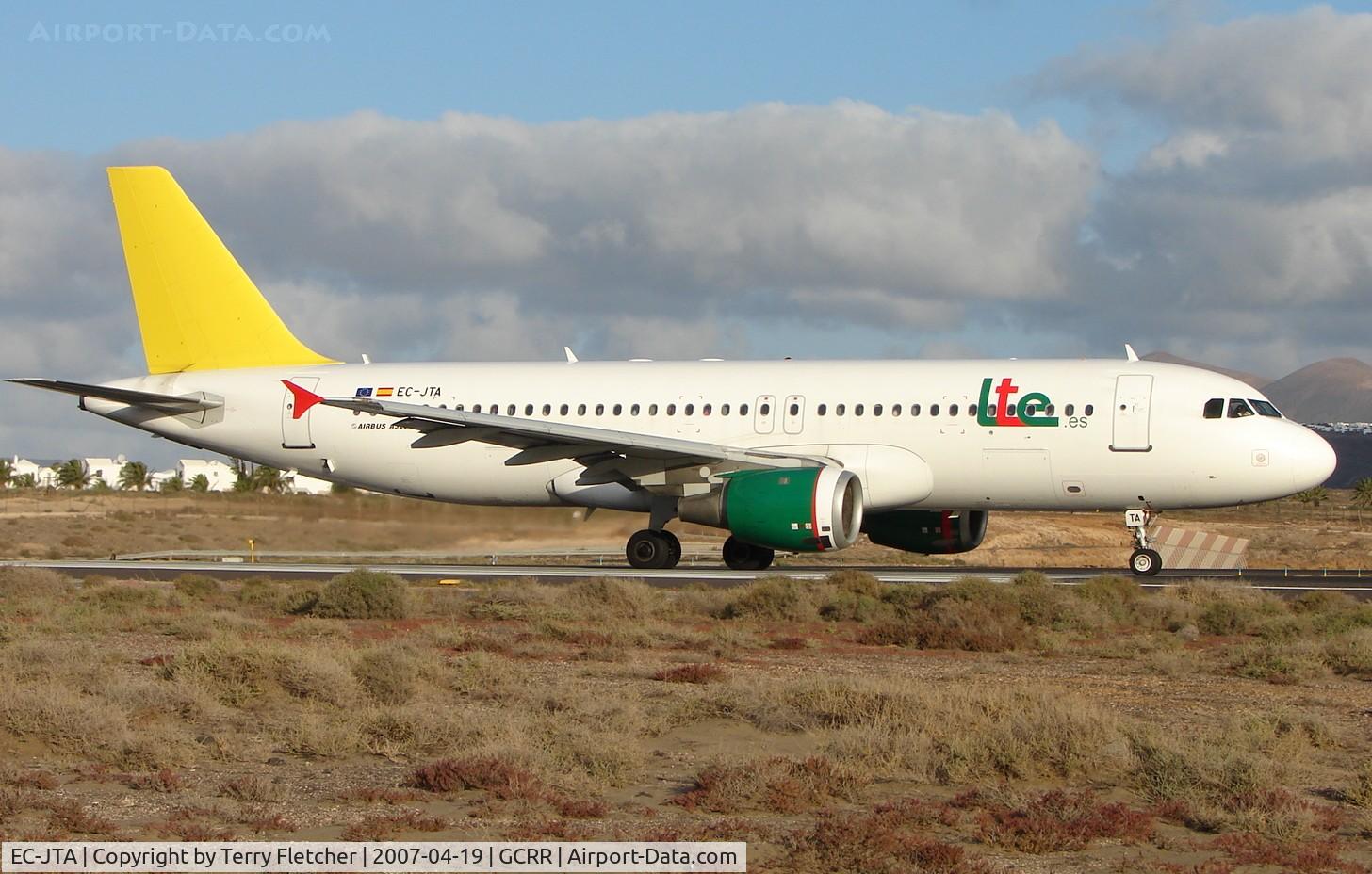 EC-JTA, 1993 Airbus A320-212 C/N 438, Wears the colourful livery of LTE es