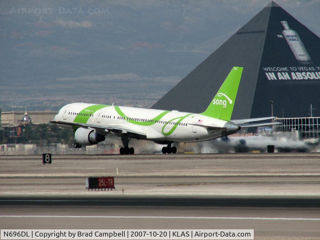 N696DL, 1999 Boeing 757-232 C/N 29728, Song / 1999 Boeing 757-232