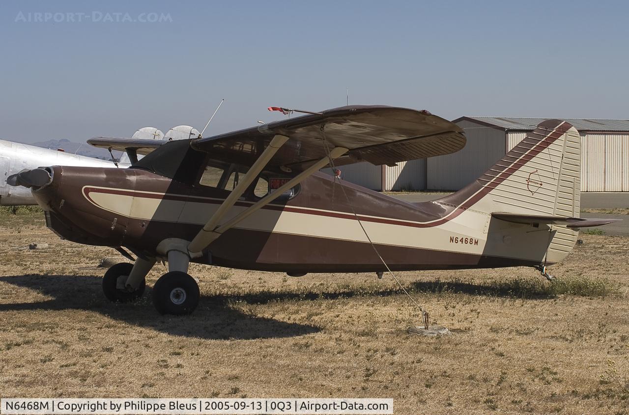 N6468M, 1948 Stinson 108-3 Voyager C/N 108-4468, Someone's old friend, vintage plane, burning in the sun.