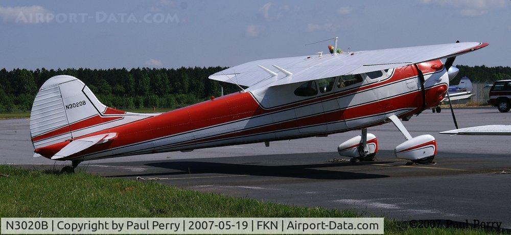 N3020B, 1952 Cessna 195 C/N 7903, Solid lines on this old gal