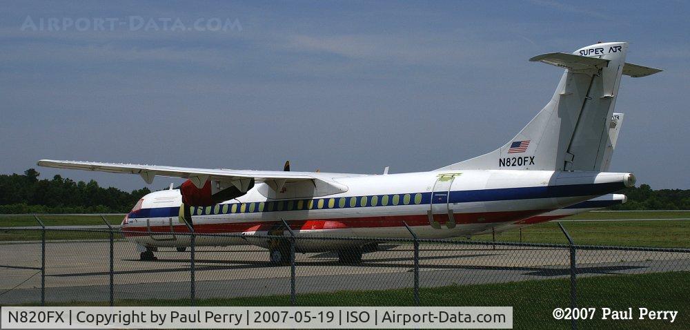 N820FX, 1991 ATR 72-212 C/N 248, Another ATR cooling her heels