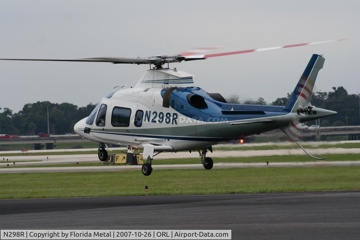 N298R, 2004 Agusta A-109E C/N 11618, A109E