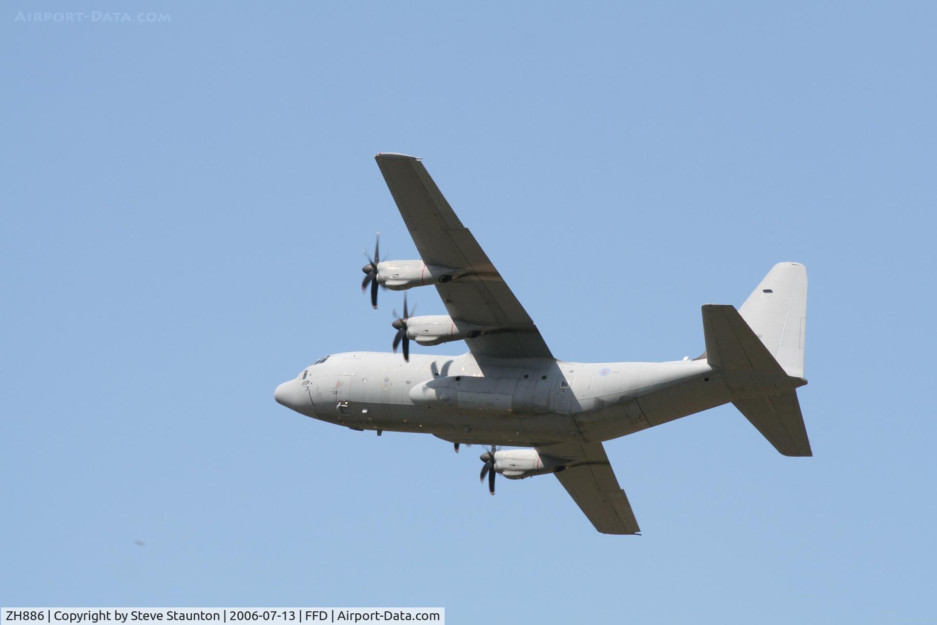 ZH886, 1999 Lockheed Martin C-130J Hercules C.5 C/N 382-5484, Royal International Air Tattoo 2006