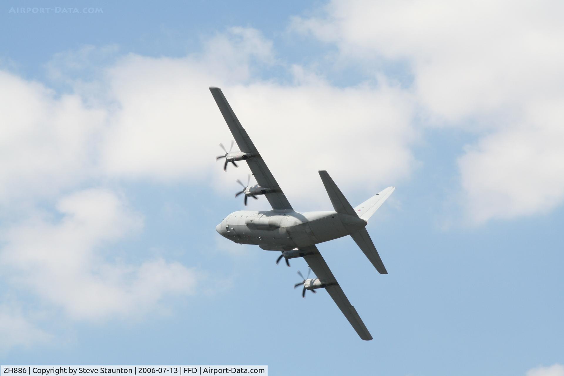 ZH886, 1999 Lockheed Martin C-130J Hercules C.5 C/N 382-5484, Royal International Air Tattoo 2006