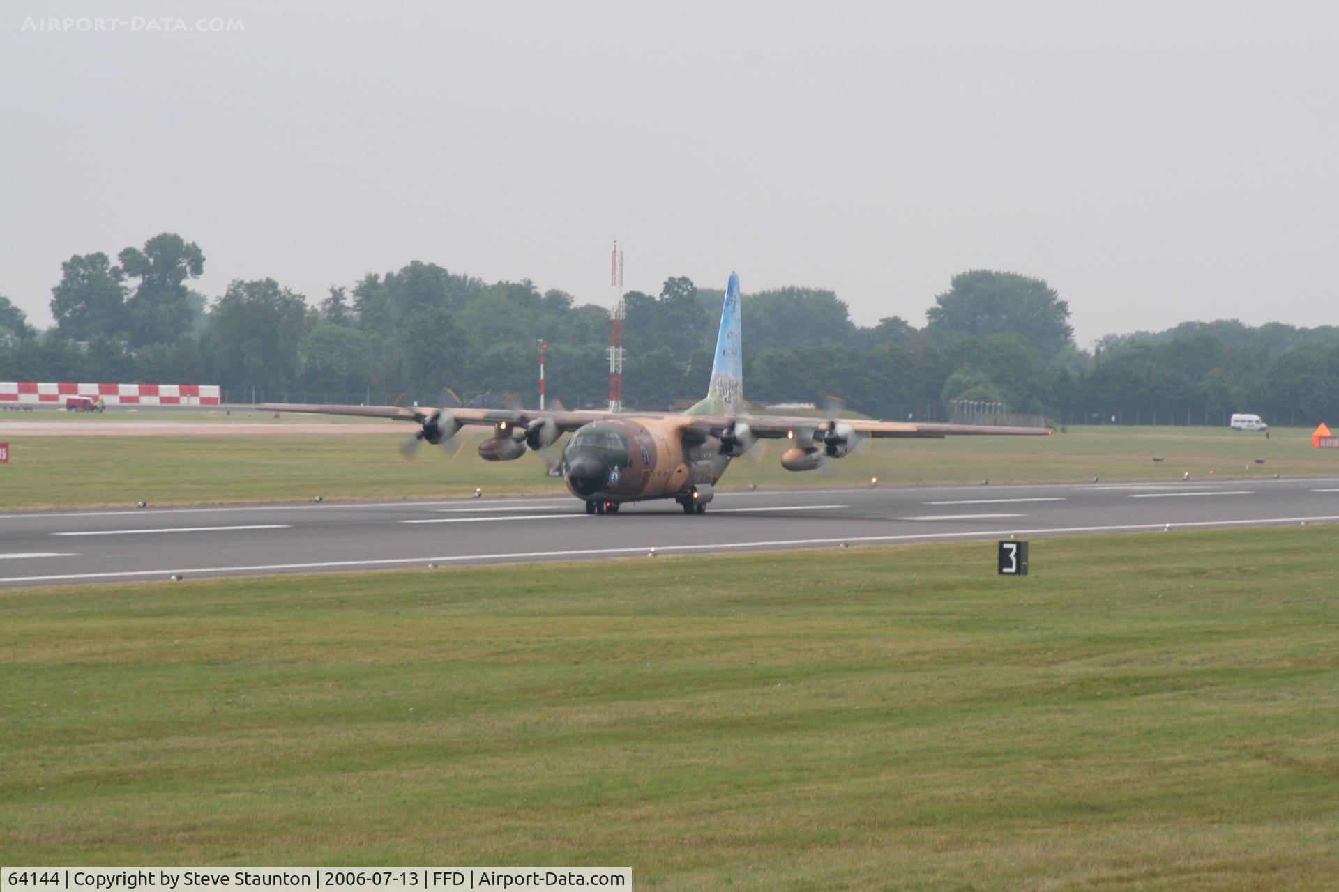64144, 1966 Lockheed L-100-382B-4C Hercules C/N 382-4144, Royal International Air Tattoo 2006