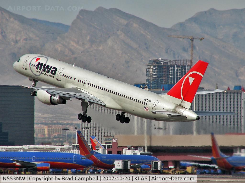N553NW, 2001 Boeing 757-251 C/N 26500, Northwest Airlines / 2001 Boeing 757-251