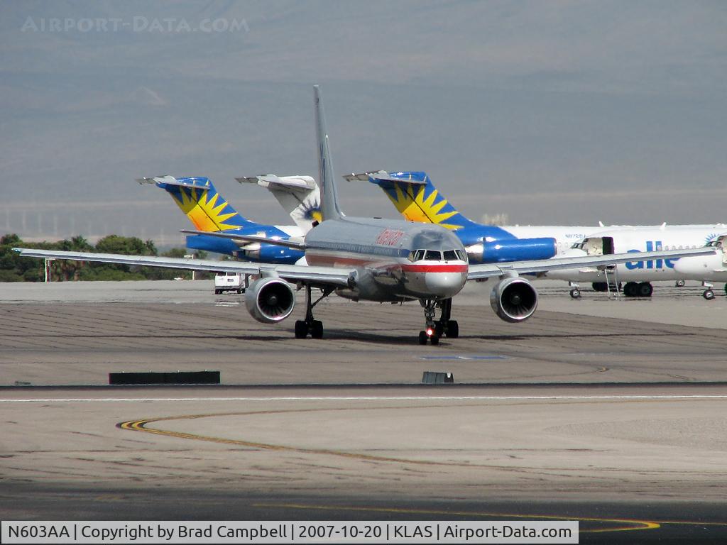 N603AA, 1995 Boeing 757-223 C/N 27054, American Airlines / 1995 Boeing 757-223 / Amoungst Alleygiant tails...
