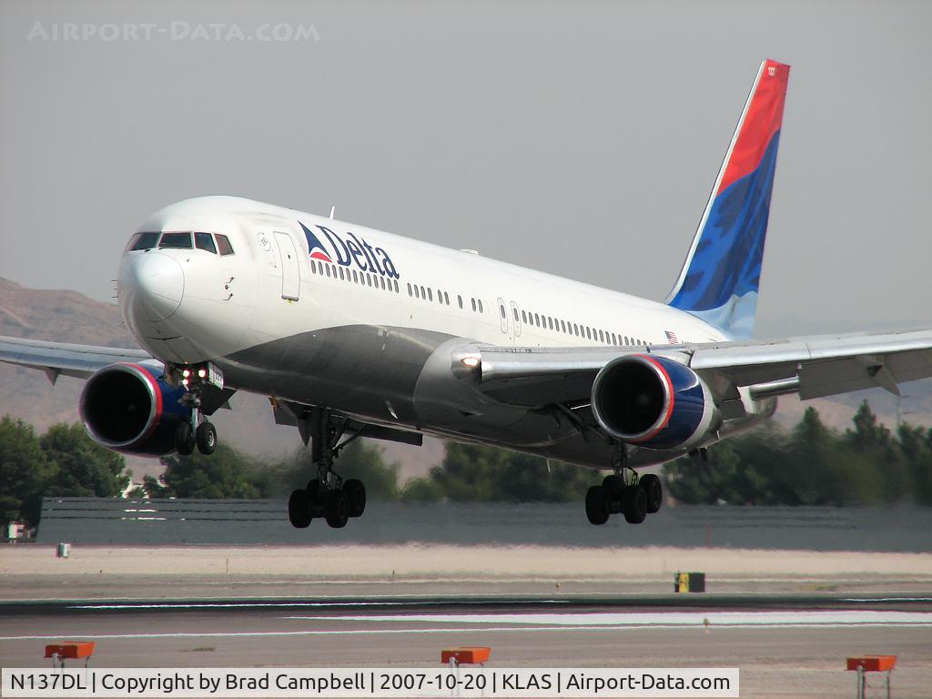 N137DL, 1991 Boeing 767-332 C/N 25306, Delta Airlines