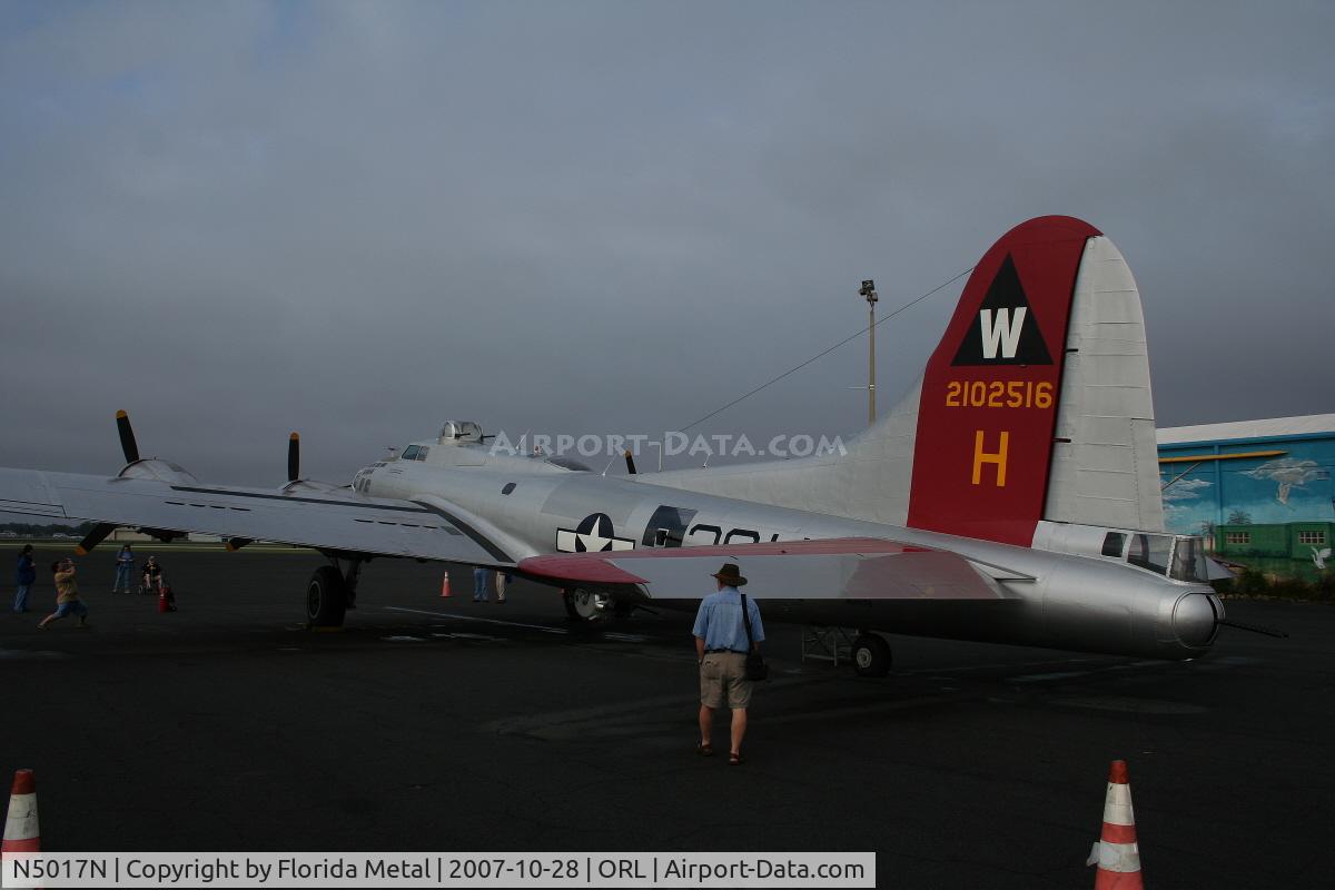 N5017N, 1944 Lockheed/Vega (Boeing) B-17G-105-VE Flying Fortress C/N 8649, Aluminum Overcast