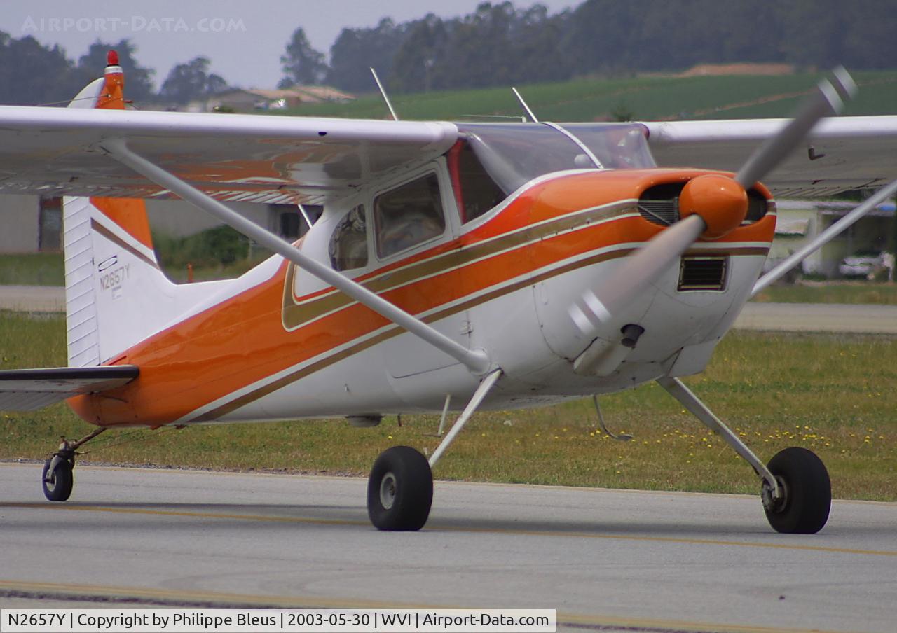 N2657Y, 1962 Cessna 180E C/N 18051157, taxxing alongside rwy 20.