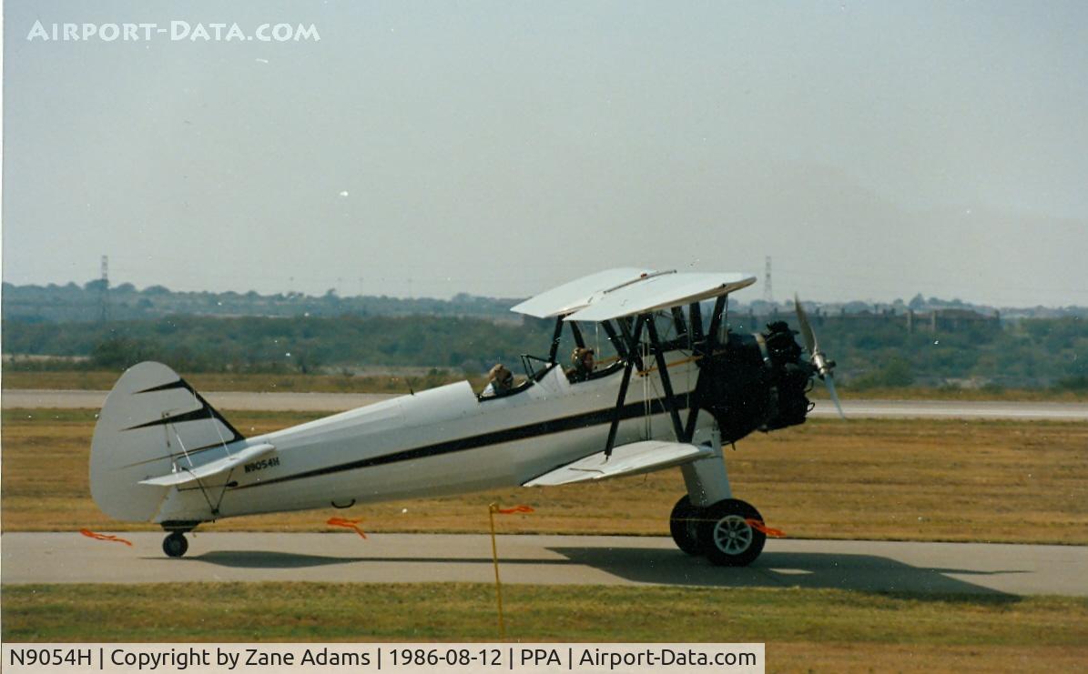 N9054H, 1943 Boeing E75 C/N 758778, At Pampa Airshow