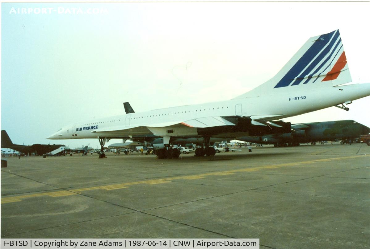 F-BTSD, 1978 Aerospatiale-BAC Concorde 101 C/N 13, At the 1987 Waco Airshow