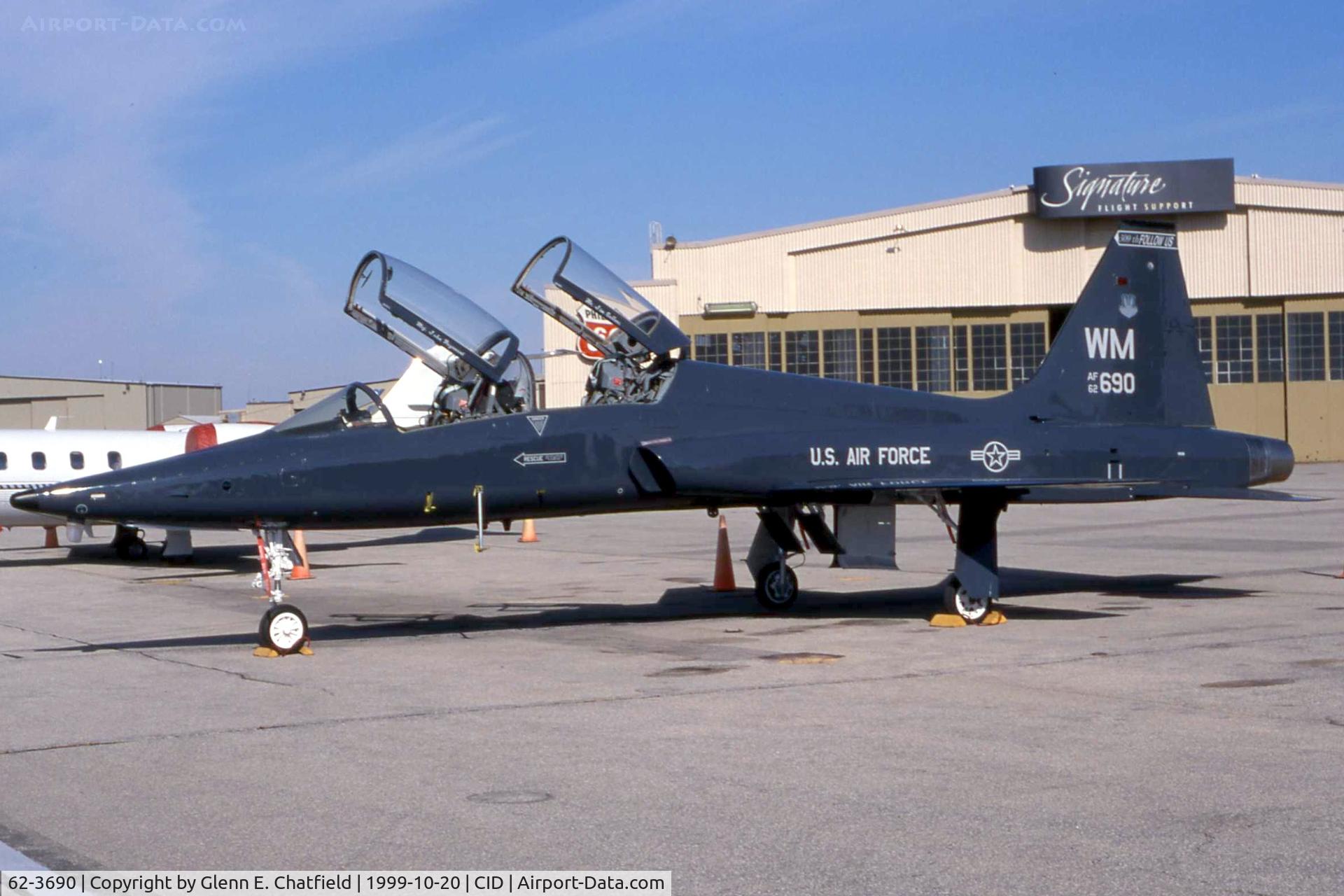62-3690, 1962 Northrop T-38A-45-NO Talon C/N N.5395, T-38A in for a visit