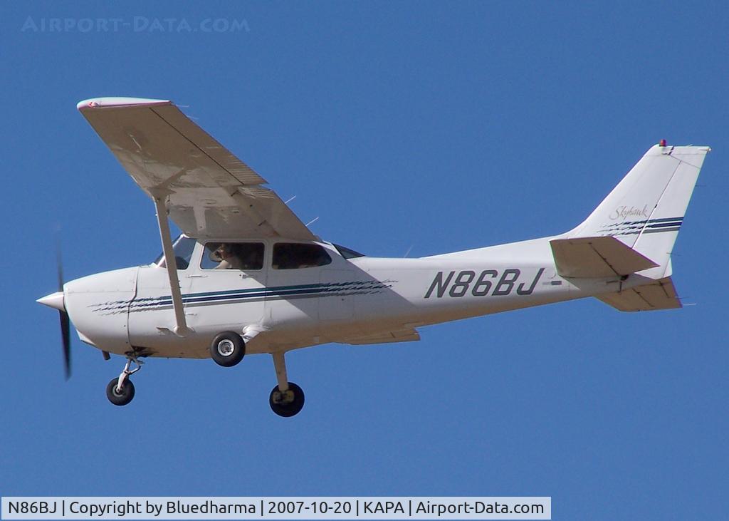 N86BJ, 1997 Cessna 172R C/N 17280238, Approach to 17L