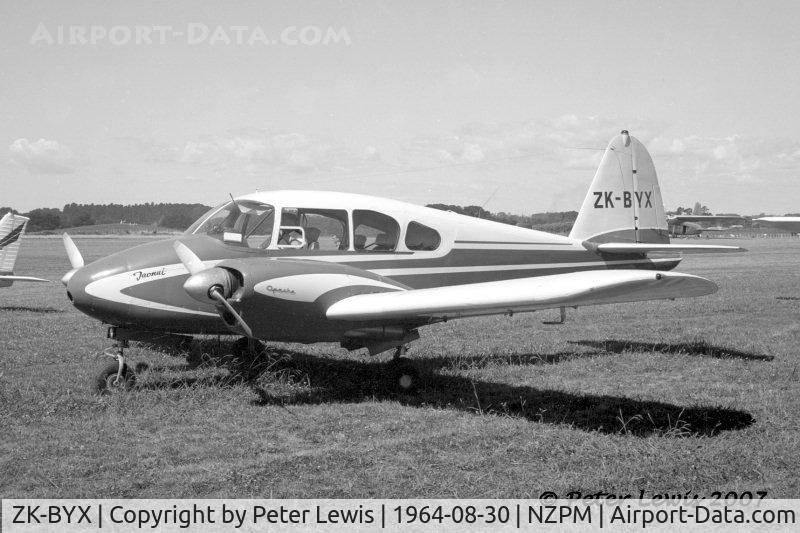 ZK-BYX, Piper PA-23-160 Apache C/N 23-1310, Middle Districts AC, Milson