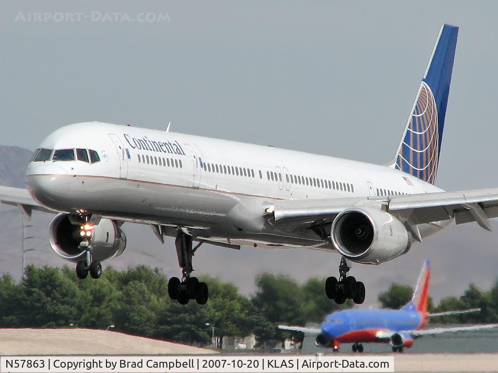 N57863, 2001 Boeing 757-33N C/N 32587, Continental Airlines / 2001 Boeing 757-33N