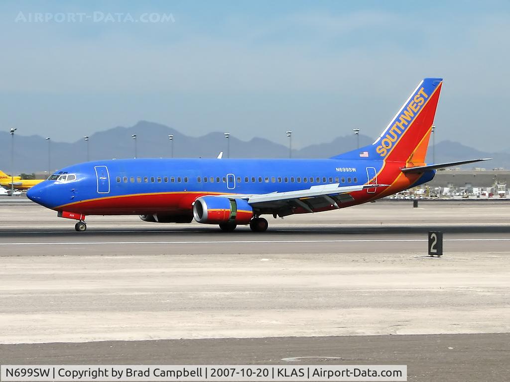 N699SW, 1987 Boeing 737-3Y0 C/N 23826, Southwest Airlines / 1987 Boeing 737-3Y0
