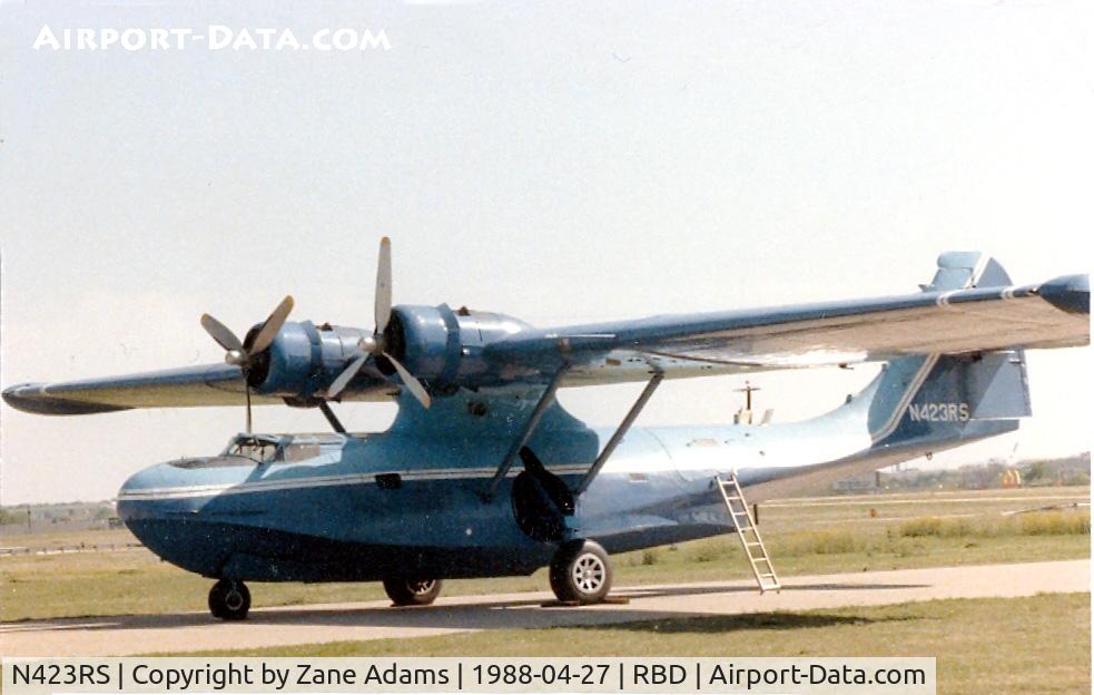 N423RS, 1941 Consolidated Vultee PBY-5A C/N 48423 (1785), On the ramp at Dallas Redbird