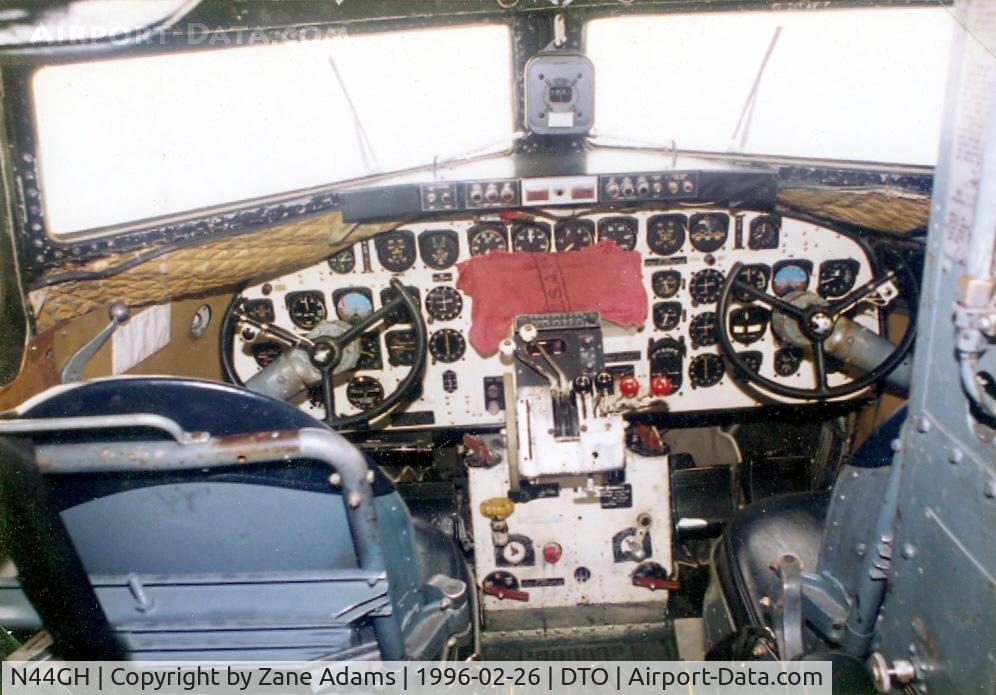 N44GH, 1952 Douglas Super R4D-8 C/N 43393, Cockpit - this aircraft served as a UNS Blue Angels support aircraft between 