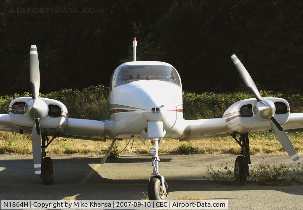N1864H, 1959 Cessna 310C C/N 35964, Nose & Props of a 1959 Cessna 310C