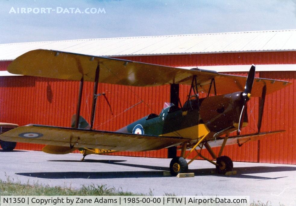 N1350, De Havilland Australia DH-82A Tiger Moth C/N DHA1039, Nice Tiger Moth