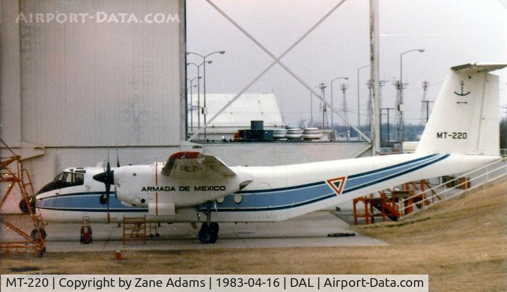 MT-220, 1980 De Havilland Canada DHC-5D Buffalo C/N 100, Mexican Navy Buffalo at Love Field, Dallas