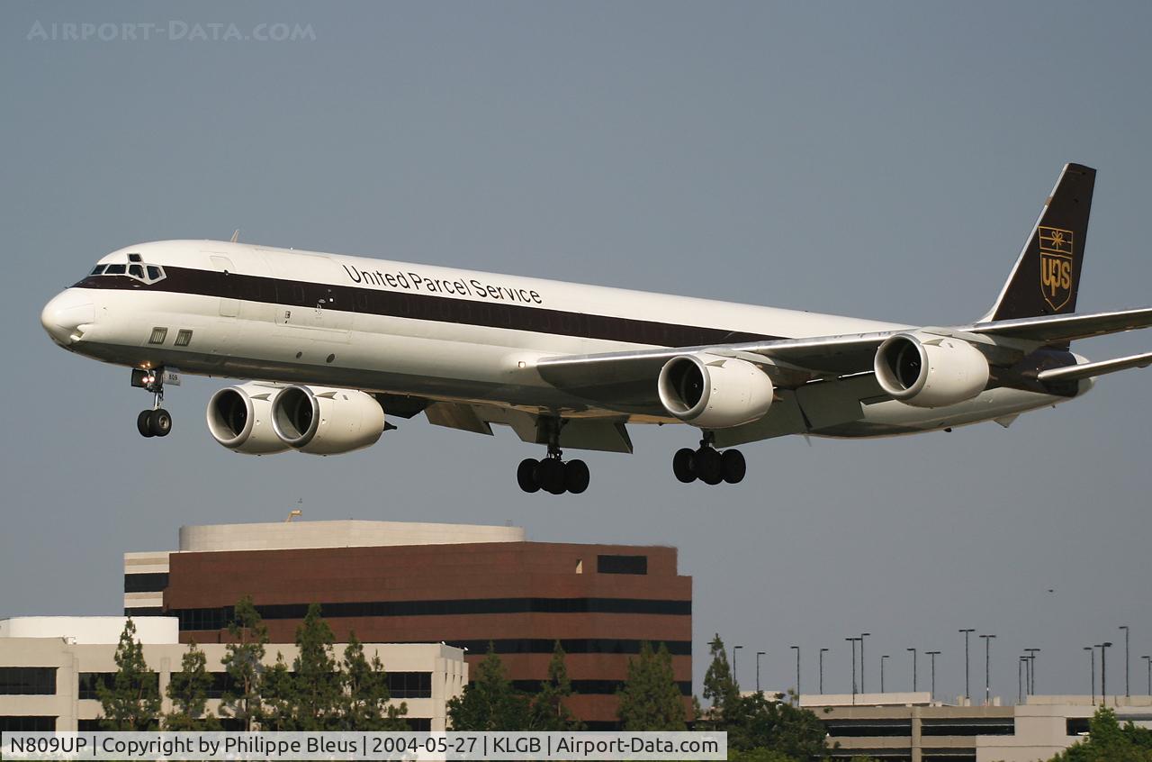 N809UP, 1969 Douglas DC-8-73F C/N 46109, Landing on rwy 30.