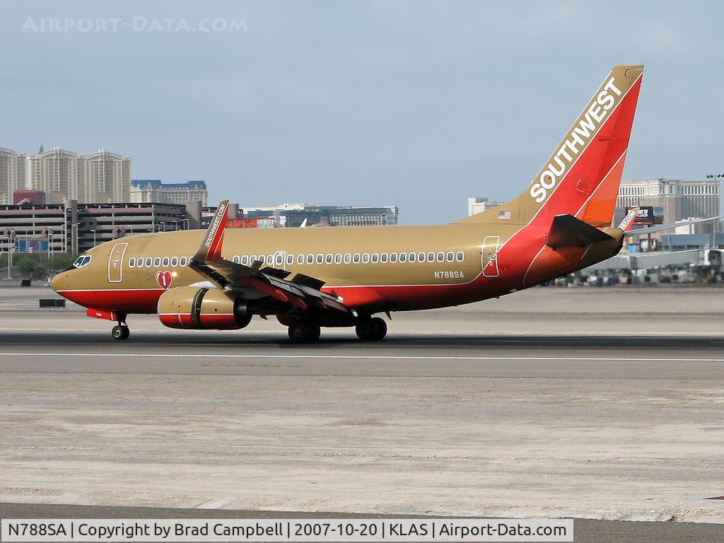 N788SA, 2000 Boeing 737-7H4 C/N 30603, Southwest Airlines / 2000 Boeing 737-7H4 / My 3200th upload.