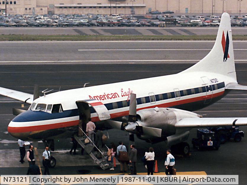 N73121, Convair 340-31 C/N 35, American Eagle CV580 loading up for its next flight