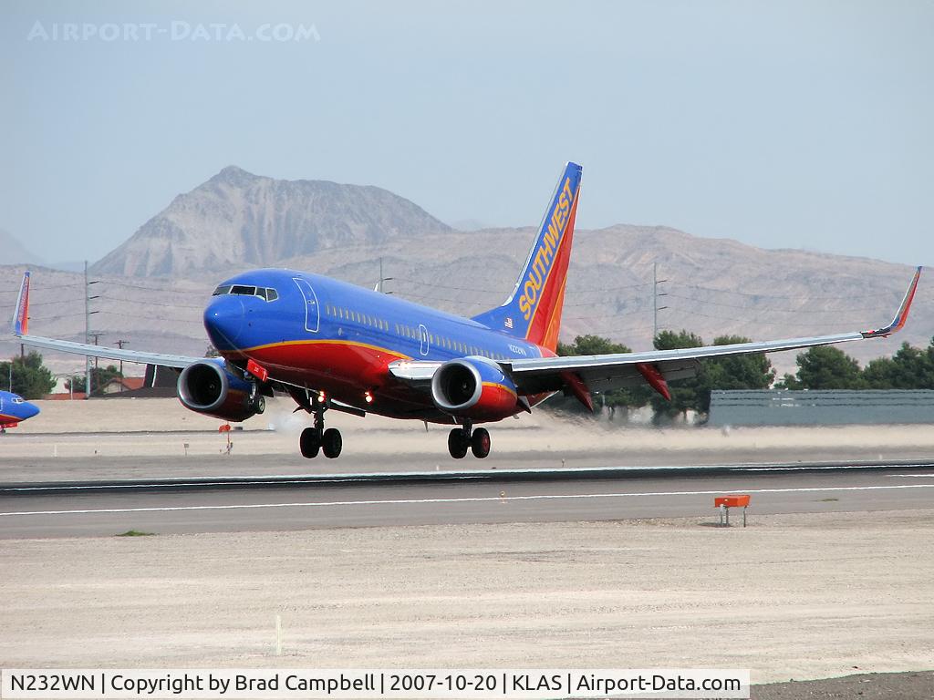 N232WN, 2006 Boeing 737-7H4 C/N 32500, Southwest Airlines / 2006 Boeing 737-7H4