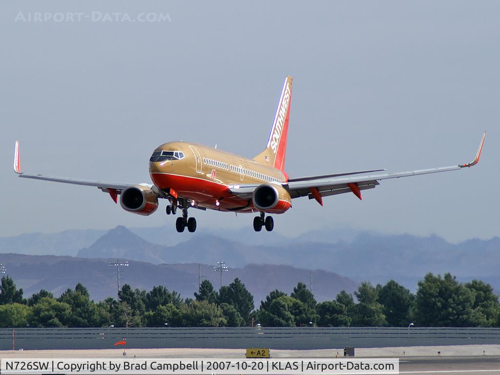 N726SW, 1999 Boeing 737-7H4 C/N 27858, Southwest Airlines / 1999 Boeing 737-7H4