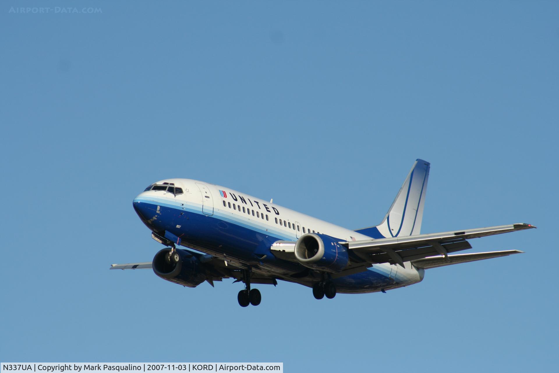 N337UA, 1988 Boeing 737-322 C/N 24241, Boeing 737-300