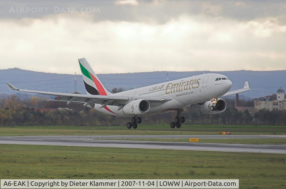 A6-EAK, 2002 Airbus A330-243 C/N 452, Emirates  A330