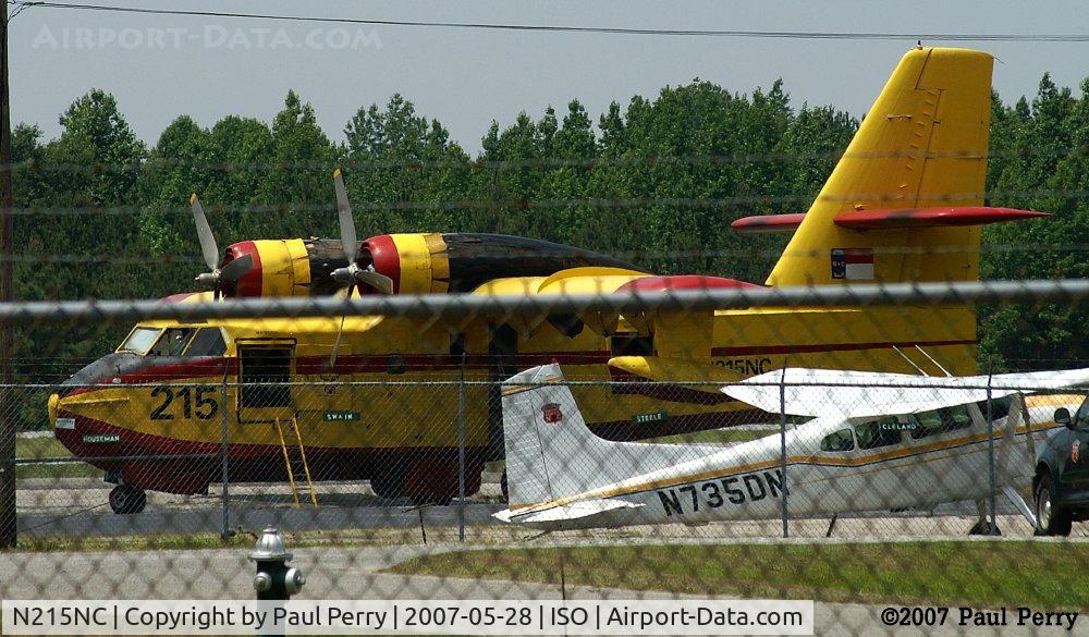 N215NC, 1969 Canadair CL-215-I (CL-215-1A10) C/N 1008, Better shot of this pretty firefighter